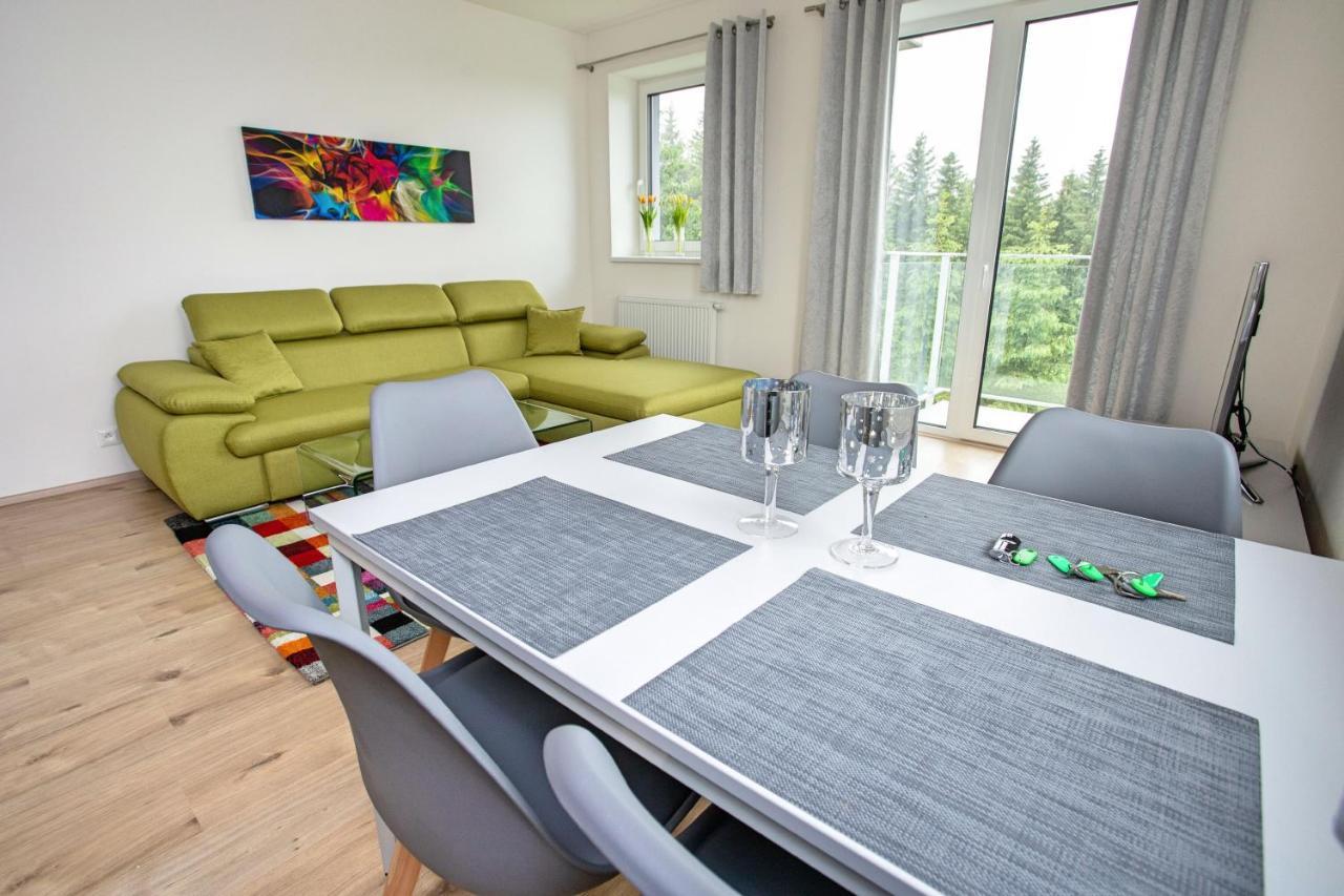 Green Apartment Klinovec By Mountain Ways โลชนา โปด กลิโนฟเซม ภายนอก รูปภาพ
